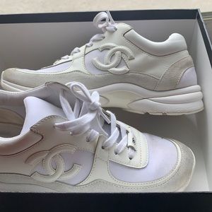 Chanel white sneakers 2019 low-top